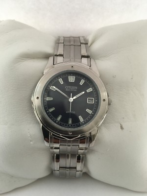 Citizen Herren Eco Drive Slim Line Date 100 Meter wasserdichte Uhr