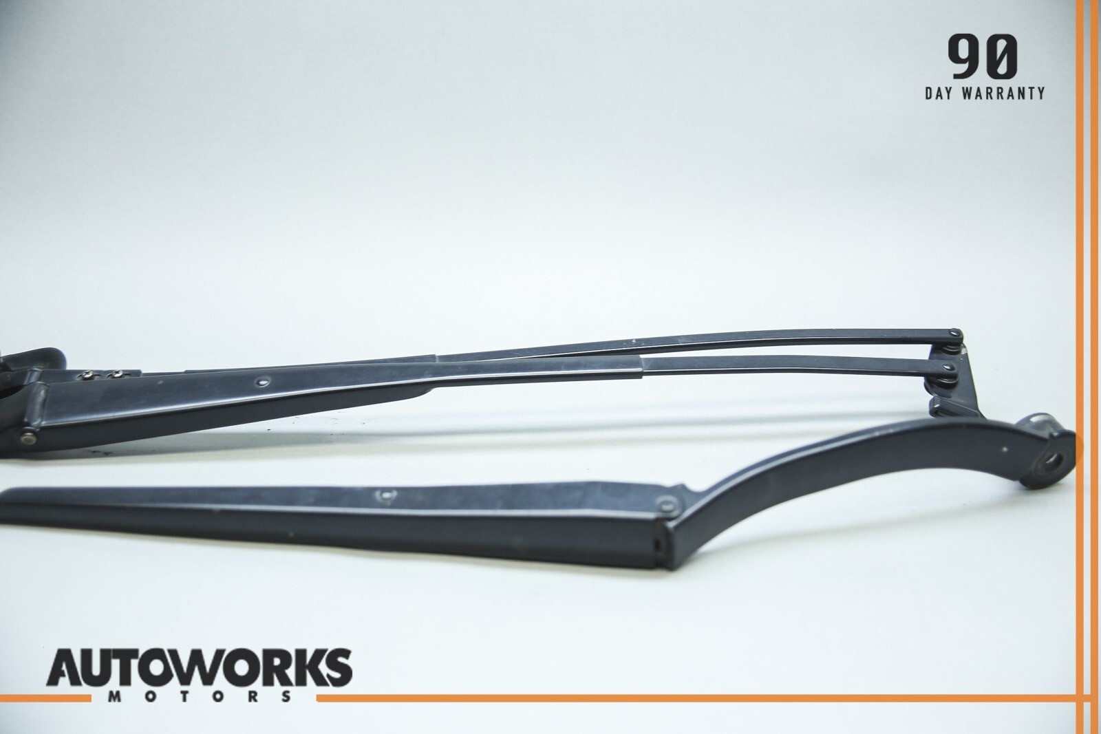 03-13 Maserati Quattroporte M139 Front Windshield Windscreen Wiper Blade Set OEM