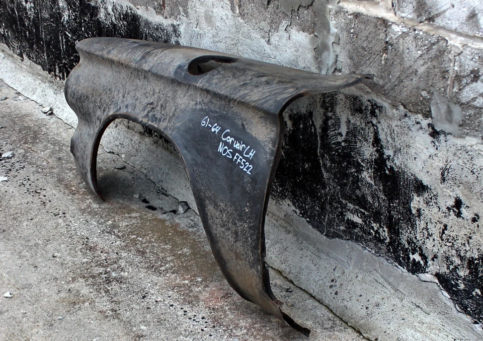 Guardabarros delantero izquierdo Chevrolet Corvair 61-64 (FF522) Foto 2 de 4