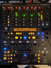 Behringer DDM4000 Professional 5-Channel Digital DJ Mixer w. Sampler  Effects