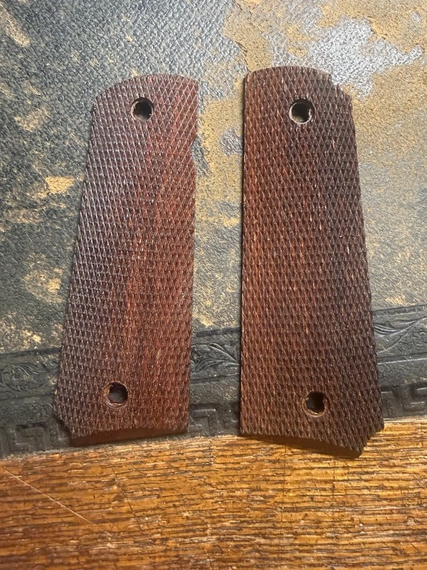 Colt 1911 Wood Grips