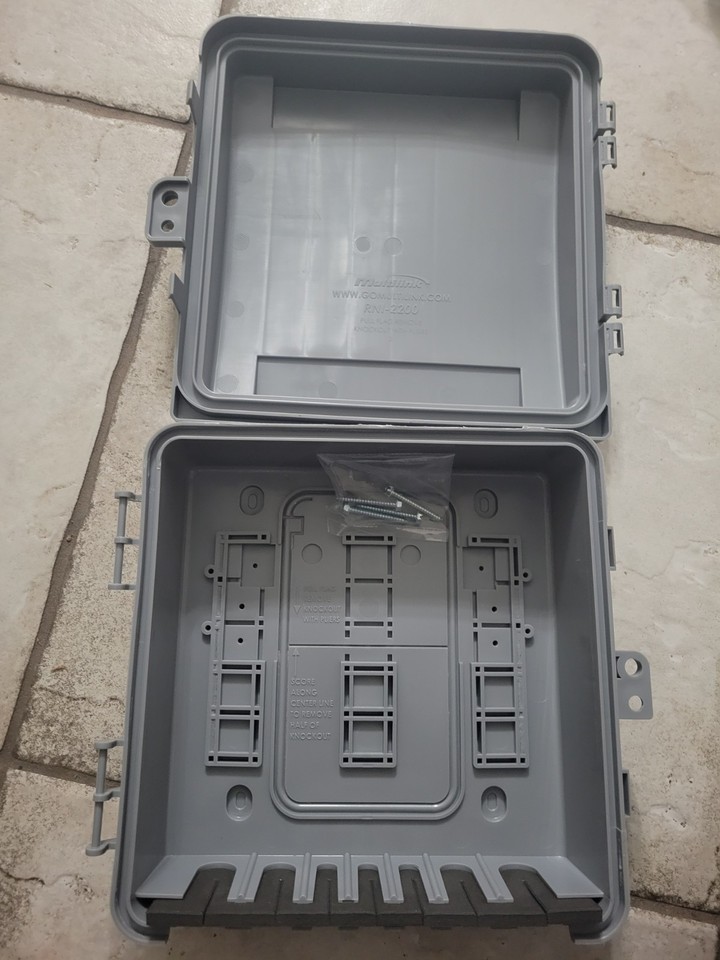 Xfinity Comcast Outdoor House Box Weatherproof Enclosure Coaxial Cable ...