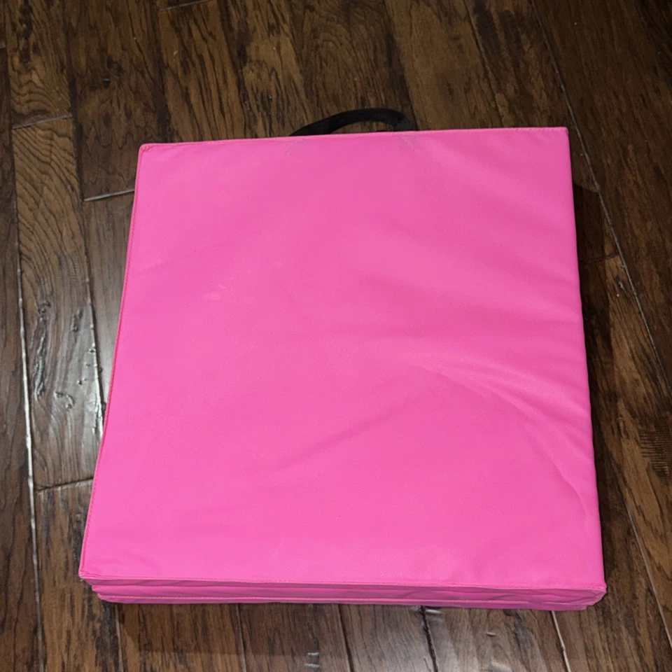 ProsourceFit Tri-Fold Folding Thick Exercise Mat 6’x2’ with Handles PINK - Image 3 of 4
