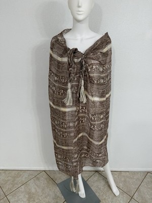 Giorgio Armani Ribbed Silk In Neutrals W Large Tassels Geometric 56  x 56  NWOT