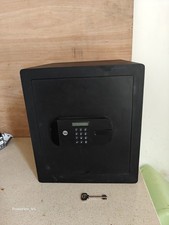 RRP £172 Yale YSEB/400/EB1 Motorized High Security Office Black Safe