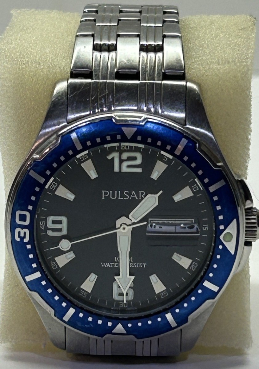 Pulsar Diver Men's Stainless Steel Blue Watch Day / Date VX43-X042