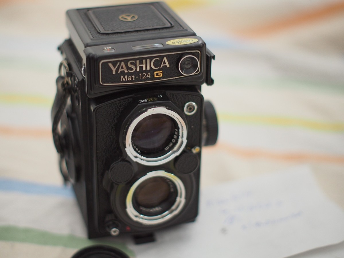 Yashica Mat-124G Medium Format TLR Film Camera for sale online | eBay