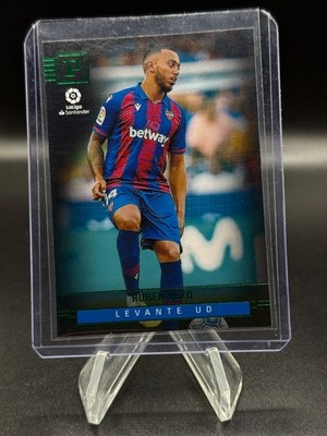 2019-20 Panini Chronicles Panini La Liga Green Foil Ruben Vezo #357