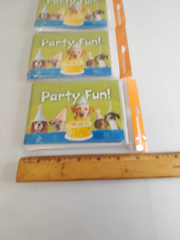 3 Invitaciones de Cumpleaños Sello Fiesta Divertidos Perros en Sombreros 10 Invitaciones Cada uno Foto 2 de 4