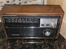 Sony 8 F-41W Transistor Radio AM-FM Radio Vintag 1960s