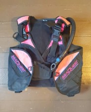 SeaQuest Women  s Scuba Bouyancy Compensator Dive Vest Pink Black Size S