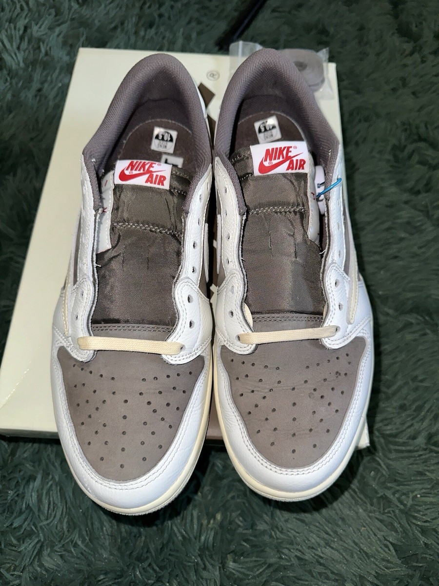 Size 10.5 - Jordan 1 Low OG SP Travis Scott Reverse Mocha Size 10.5 - Jordan 1 Low OG SP Travis Scott Reverse Mocha
