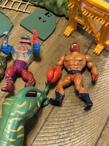 Vintage Masters of Universe MOTU He-Man Action Figure Lot 1981 Castle Grayskull - Picture 11 of 12