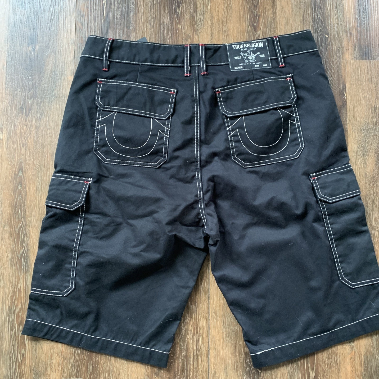 True Religion Shorts Men's 36 Jet Black Cargo Shorts Utility Pockets NWT