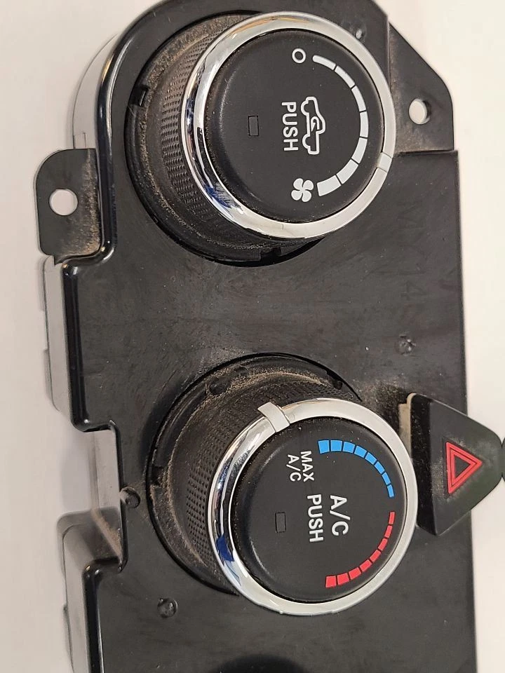 2015-2023 Dodge Ram 1500 Ac Heater Climate Control Temperature 68268190AA     Foto 3 de 4