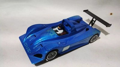 kuf SCALEXTRIC TEAM SLOT LOLA B98/10