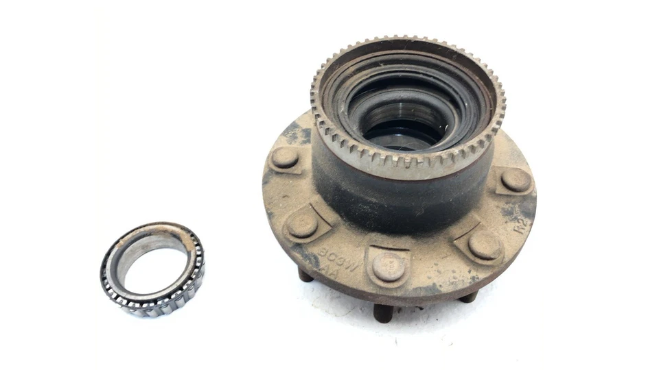 Buje trasero Ford F250 Super Duty 2011-2016 con rodamientos OEM BC3Z1109B Foto 4 de 4