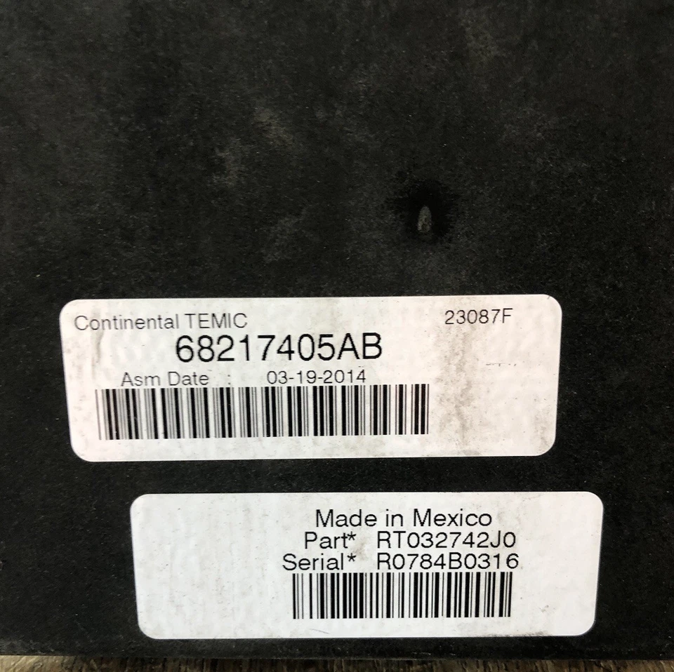 RAM C/V 2014 caja de fusibles totalmente integrada 68217405AB Foto 4 de 4