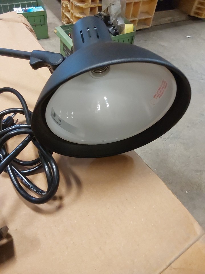 Dazor 1100 Series Machine Arm Work Lamp 39