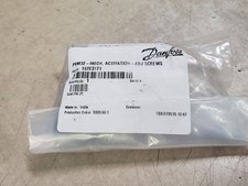 DANFOSS 157B3171 PVM 32 Mechanical Actuation With Handle and Base