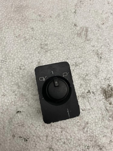 AUDI A6 4B2, C5 Steuerschalter für den linken Seitenspiegel 4B09595516 17311917