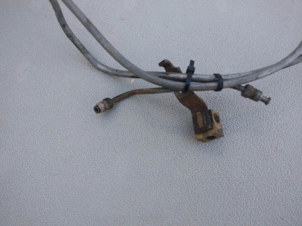 55,56,57 Chevrolet Bel Air OME Front Brake Lines Manual Drum Foto 2 de 4