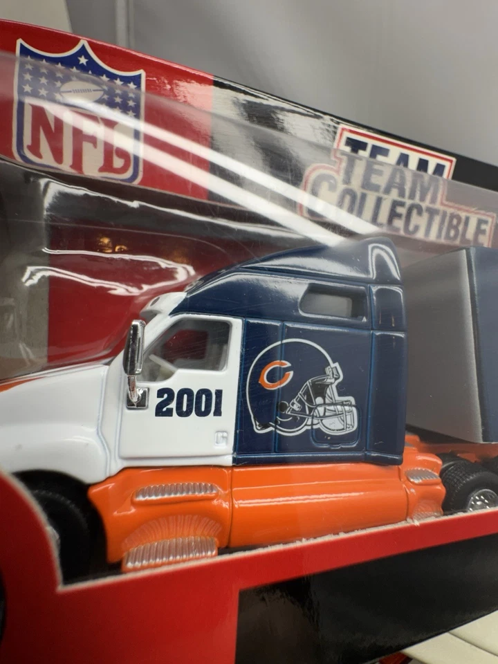 Camión de colección White Rose 2001 Chicago Bears NFL fundido a presión escala 1/80 nuevo en caja Foto 2 de 4