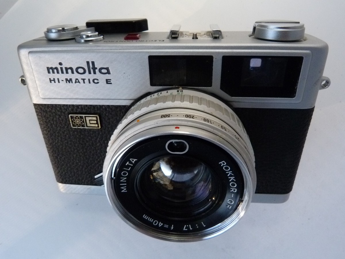 Vintage Minolta Hi-Matic E Camera w/ Minolta Rokkor-QF 40mm/1.7