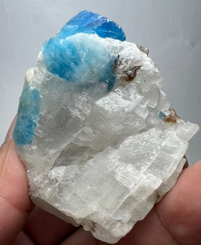 36 Gram Skye Color Fluorescent Top Hauyne Huge Crystals From @Afghanistan - Picture 22 of 23