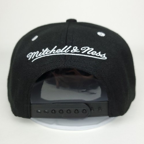 Boston Celtics Mitchell & Ness Snapback Cap Hat White 3D Logo Black NWT - Picture 5 of 8