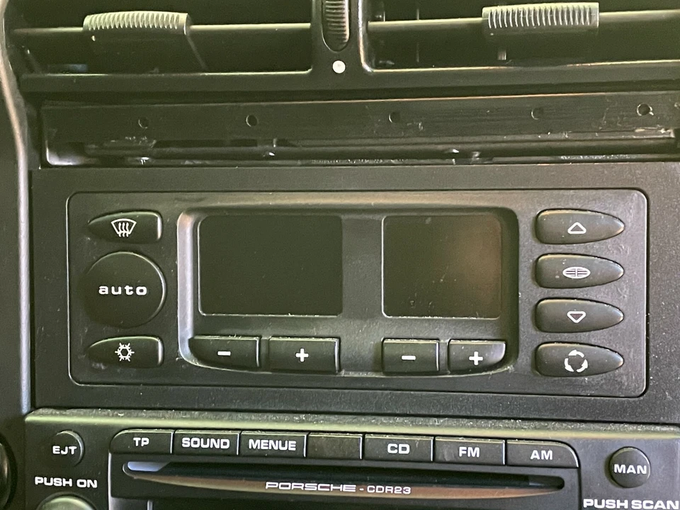 Блок климат-контроля обогревателя/переменного тока Porsche 911 2003-05  - Изображение 2 из 3