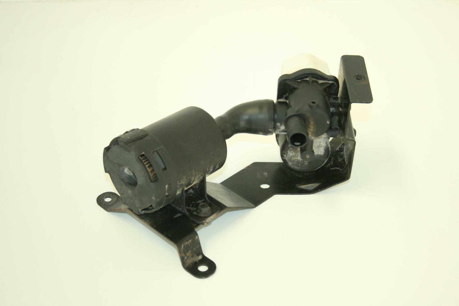 09 Aston Martin Vantage V8 Fuel System Part 6G33-9D665-AD