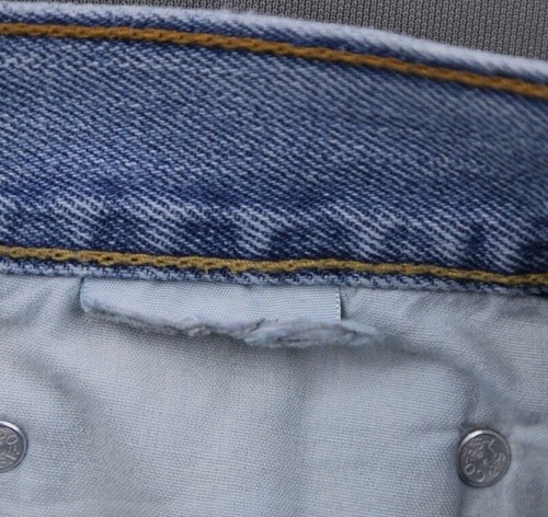 Vintage Men's 2008 Levi's 505 Cut Off Jean Shorts Distressed Sz 31 (Msr 30x10) - Picture 4 of 9