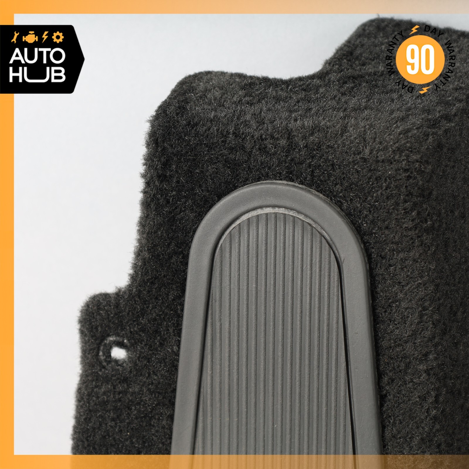 03-19 Maserati Quattroporte M139 Front Left Foot Rest Cover 67644900 OEM