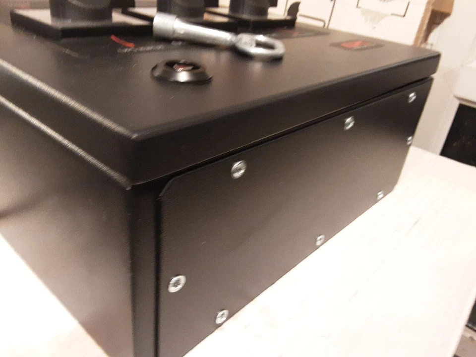 APC SBPSU10K20HC1M1-WP 10-20kW 400V 40A UPC Service Bypass Maintenance Panel - Image 3 of 4