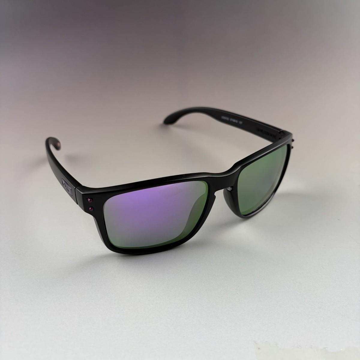 小物 OAKLEY HOLBROOK Polarized Sunglasses Oakley Holbrook Polarized Sunglasses - Black Smoke Frame, Purple