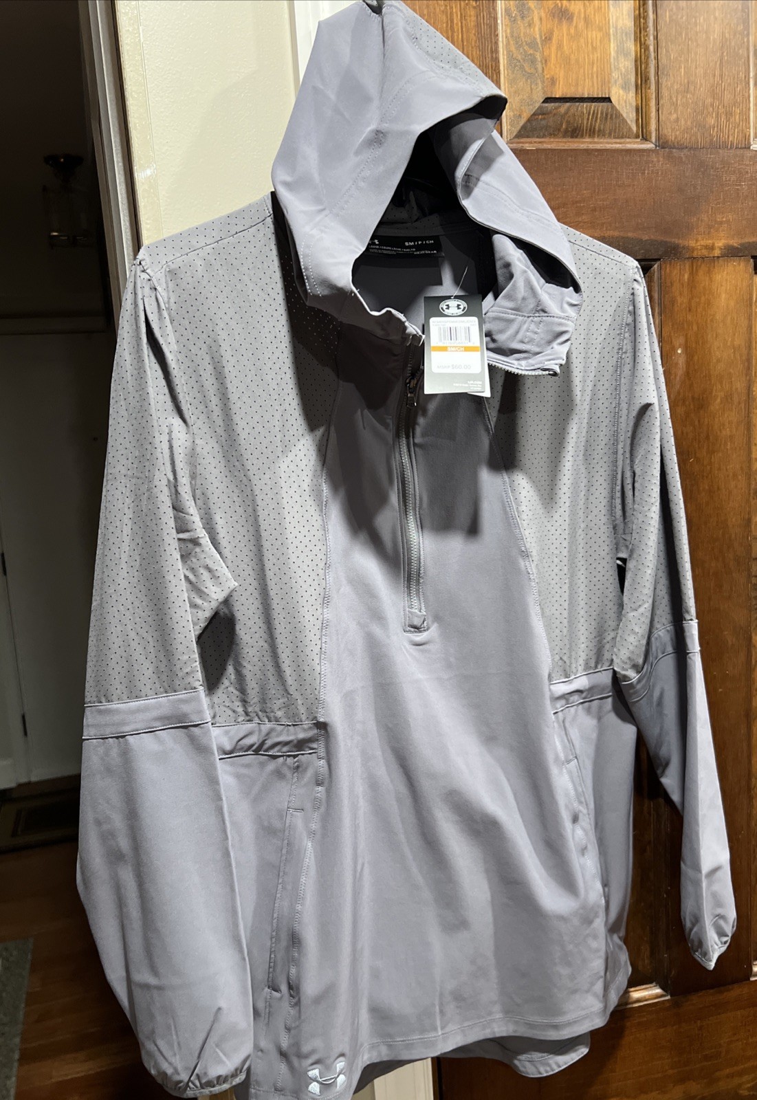 Under Armour Heat Gear womens NWT's 1/2 Zip Squad Jacket wit