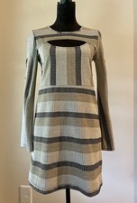 BCBG Generation NWOT Sz M Black-Gold Comb Metallic Dress Split Bell Sleeves