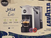 Lavazza A Modo Mio Jolie Evo Capsule Coffee Machine | Silent Eco Espresso Maker
