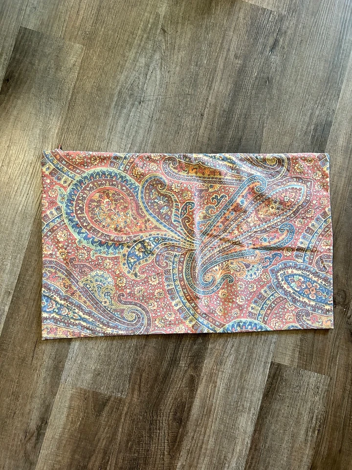 Funda de almohada Pottery Barn Gayle rojo azul cachemir algodón lino 26 pulgadas nueva con etiquetas nueva Foto 4 de 4