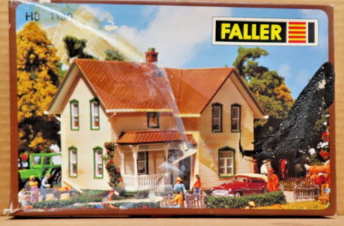 Kit de construcción Faller escala HO 1130 Casa Blanca | Condition: New