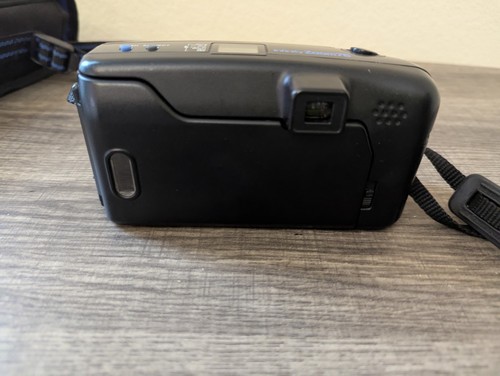 Olympus Infinity Zoom 210 Power Flash Works Great - Picture 4 of 5