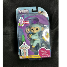 WowWee Fingerlings Baby Monkey Zoe Interactive Toy w/ Bonus Stand, 2017