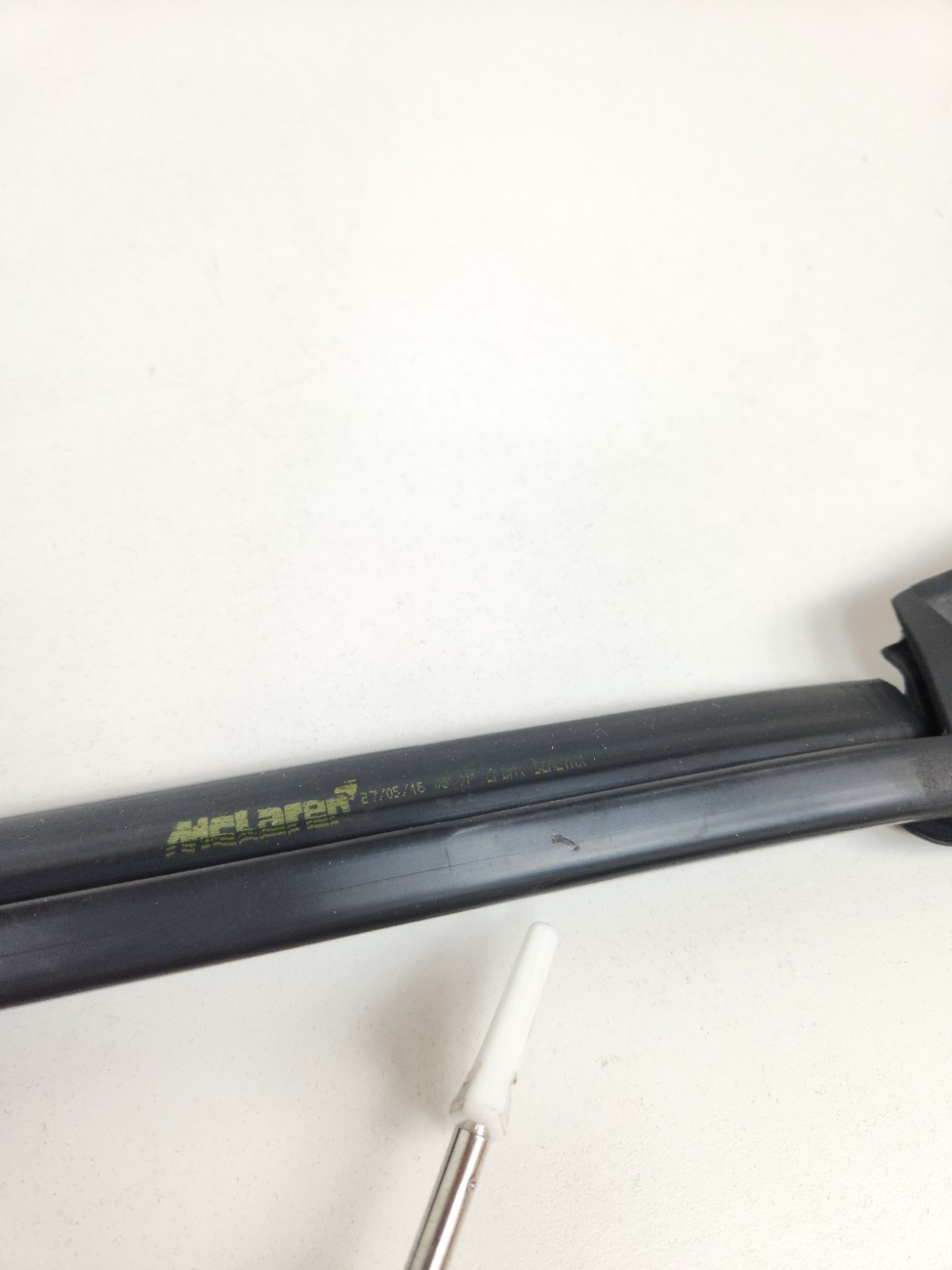 2015-2017 MCLAREN 675LT FRONT LEFT SIDE DOOR GLASS SCRAPER GASKET SEAL STRIP OEM