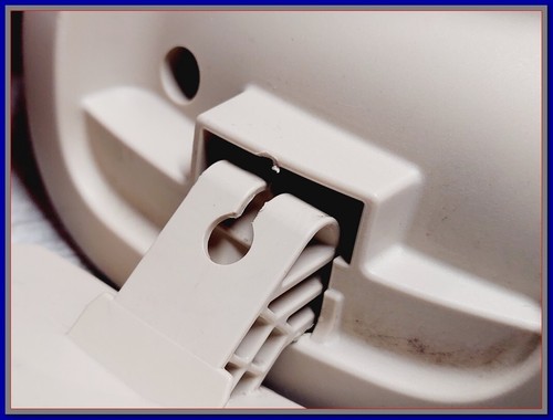 MANIGLIA SCHIENALE SEDILE SINISTRO SX GUIDA RIBALTA BEIGE FIAT 500 mod 312 - Foto 15 di 16