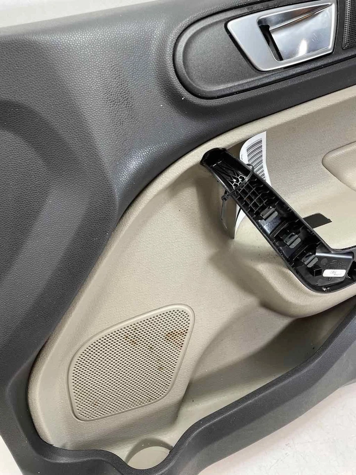 Panel de moldura de puerta de pasajero delantero Rh con cuero OE para Ford Fiesta 2014-2019 Foto 3 de 4