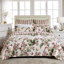 Butterflies 3-Piece Multicolored Queen Quilt Set