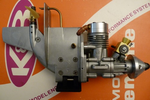 VINTAGE K&B 3.5 Outboard Model Engine / Gold Carb Edition for 3.5 RC Boats / NOS - Picture 9 of 14