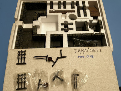Master Maze M-018, Traps Set I, Dwarven Forge, Tabletop Terrain