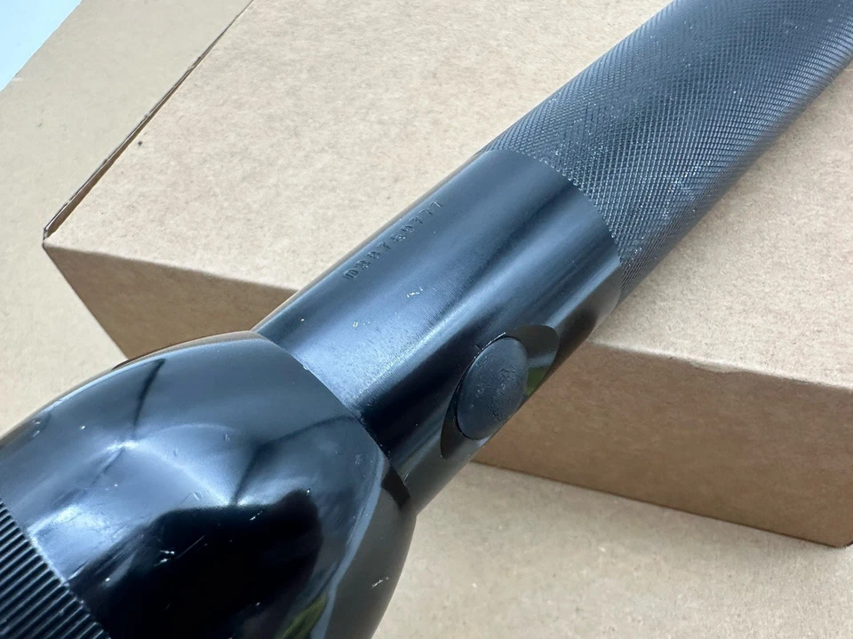 Maglite 3D Cell Flashlight Black Aluminum Heavy Duty Torch USA Emergency - Image 2 of 4